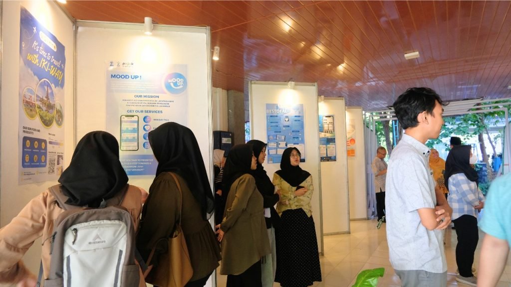 ITS Adakan Pameran Inovasi Bisnis Statistik