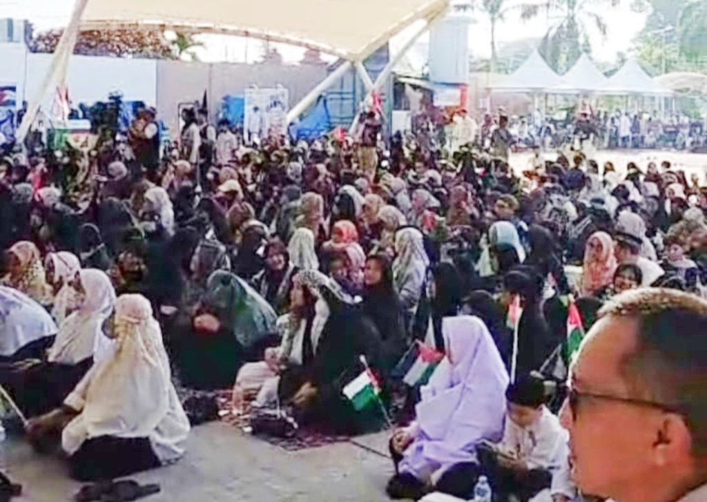 Aksi Damai Ribuan Massa, Viva Palestina Menggema di Madiun Raya