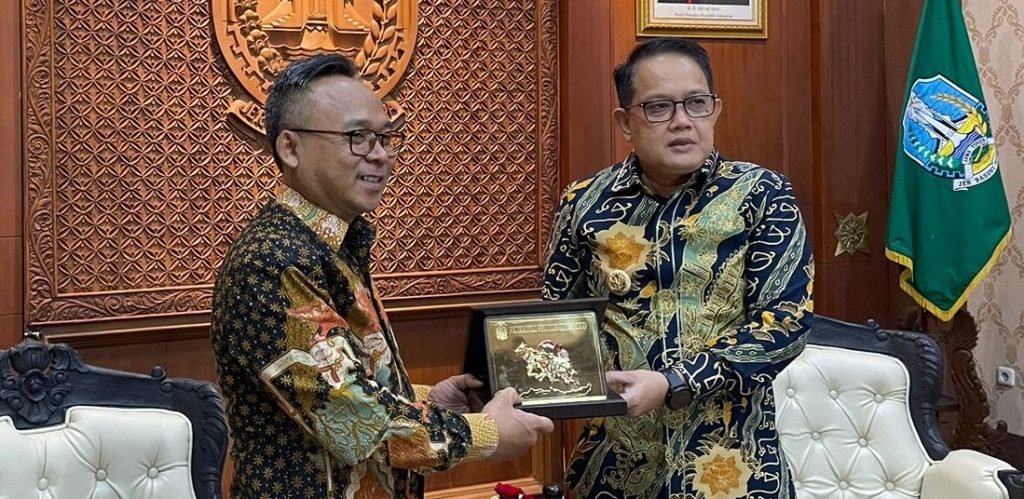 Bangun ‘Jembatan’ Jawa Timur-Cape Town, Konjen RI Cape Town Temui Pj. Gubernur Jatim