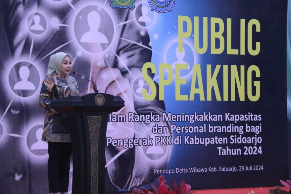 Tingkatkan Kapasitas, TP PKK Sidoarjo Gelar Pelatihan Public Speaking untuk Kader PKK