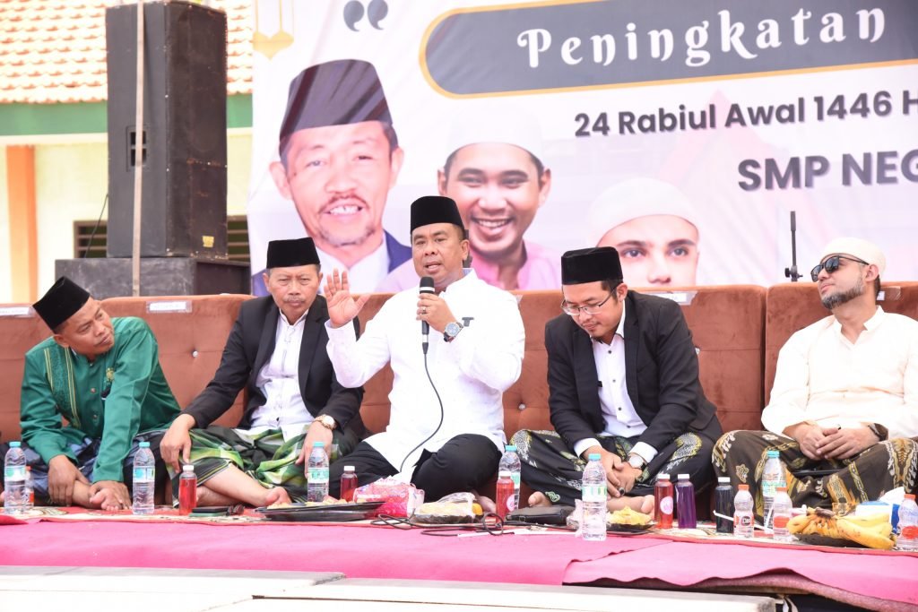 Pjs Bupati Sidoarjo Hadiri Peningkatan Iman dan Taqwa di SMPN 3 Krian