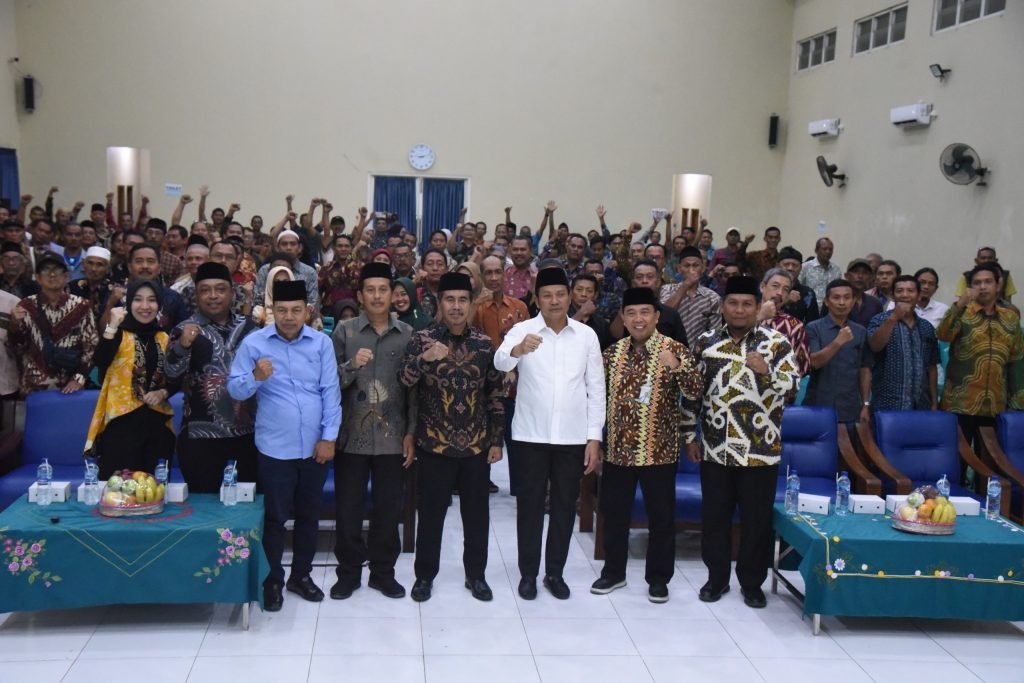 Plt Bupati Sidoarjo Subandi Luncurkan Program BPJS Ketenagakerjaan Bagi RT/RW
