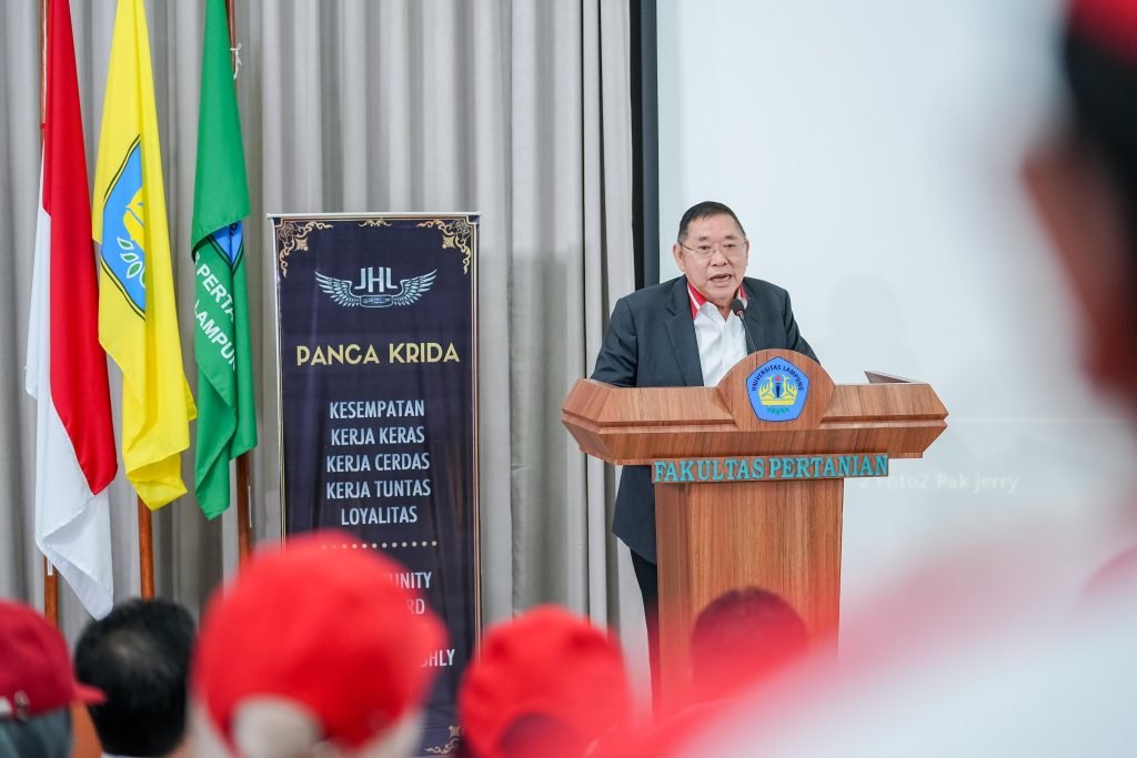 Founder JHL Foundation Jerry Hermawan Lo Berikan Beasiswa pada 90 Mahasiswa Pertanian Unila: Tahun Depan Kami Kasih 100 Lagi