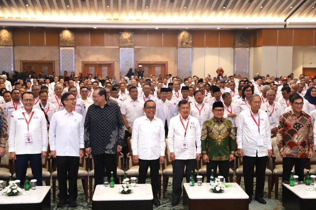 Menko PMK Ingatkan Bulan Desember-Februari Sebagai Puncak Bencana Hidrometeorologi