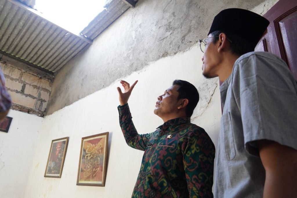 Plt Bupati Sidoarjo Tinjau RTLH dan Rumah Roboh di Sedati, Perbaikan Segera Dilakukan