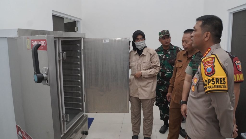 Program Makan Bergizi Gratis Presiden Prabowo Dimulai di Sidoarjo, Ribuan Porsi Dibagikan ke Sekolah
