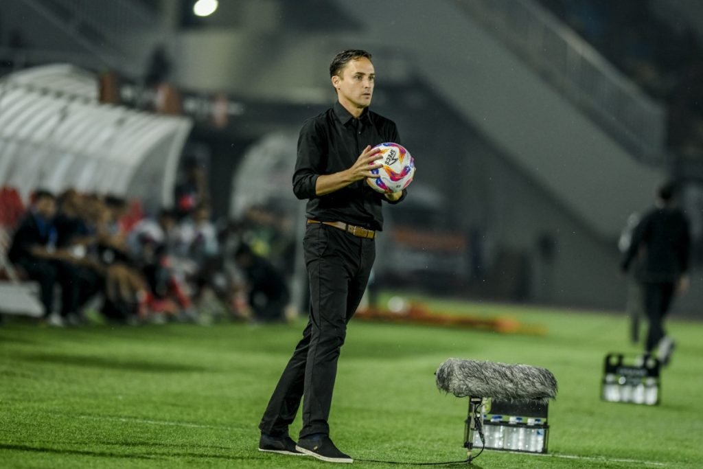 Nasib Paul Munster di Ujung Tanduk, Manajemen Persebaya Tunggu Hingga Lawan Dewa United