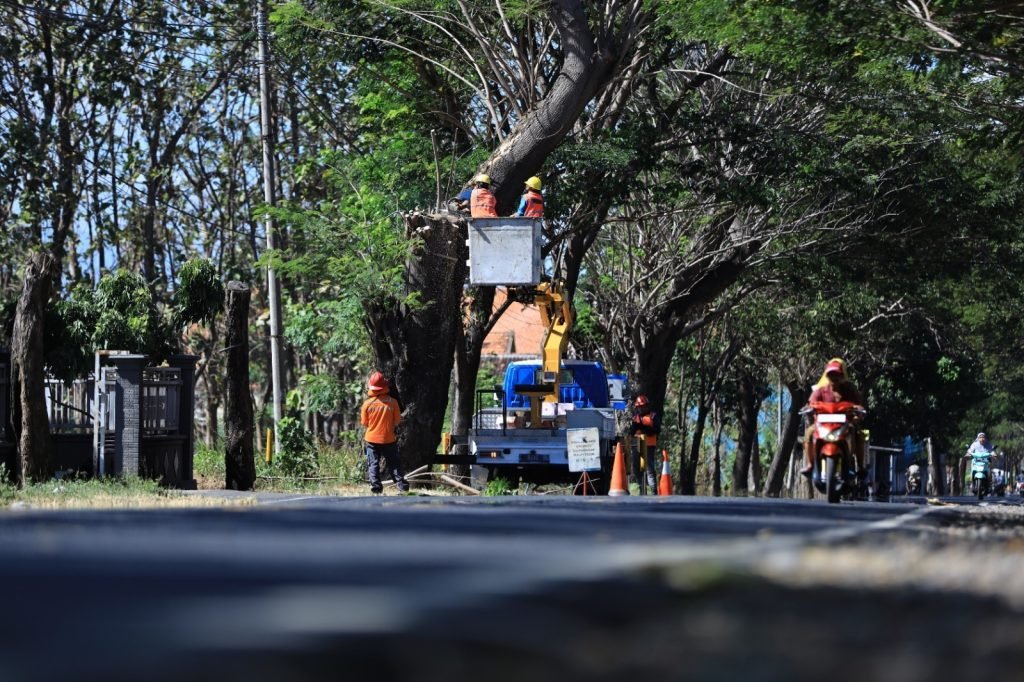 PLN Siagakan 4.782 Personel di 615 Lokasi untuk Jamin Pasokan Listrik Idul Fitri 1446 H