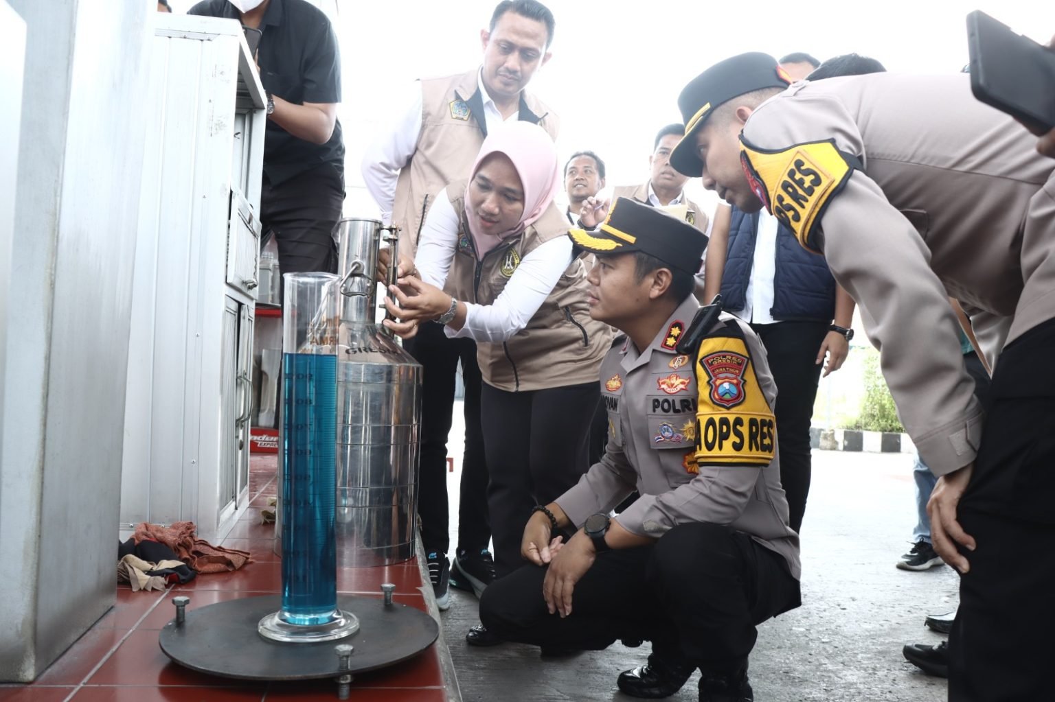 Polres Gresik dan UPT Metrologi Gelar Sidak SPBU, Pastikan Kualitas dan Takaran BBM Sesuai Standar