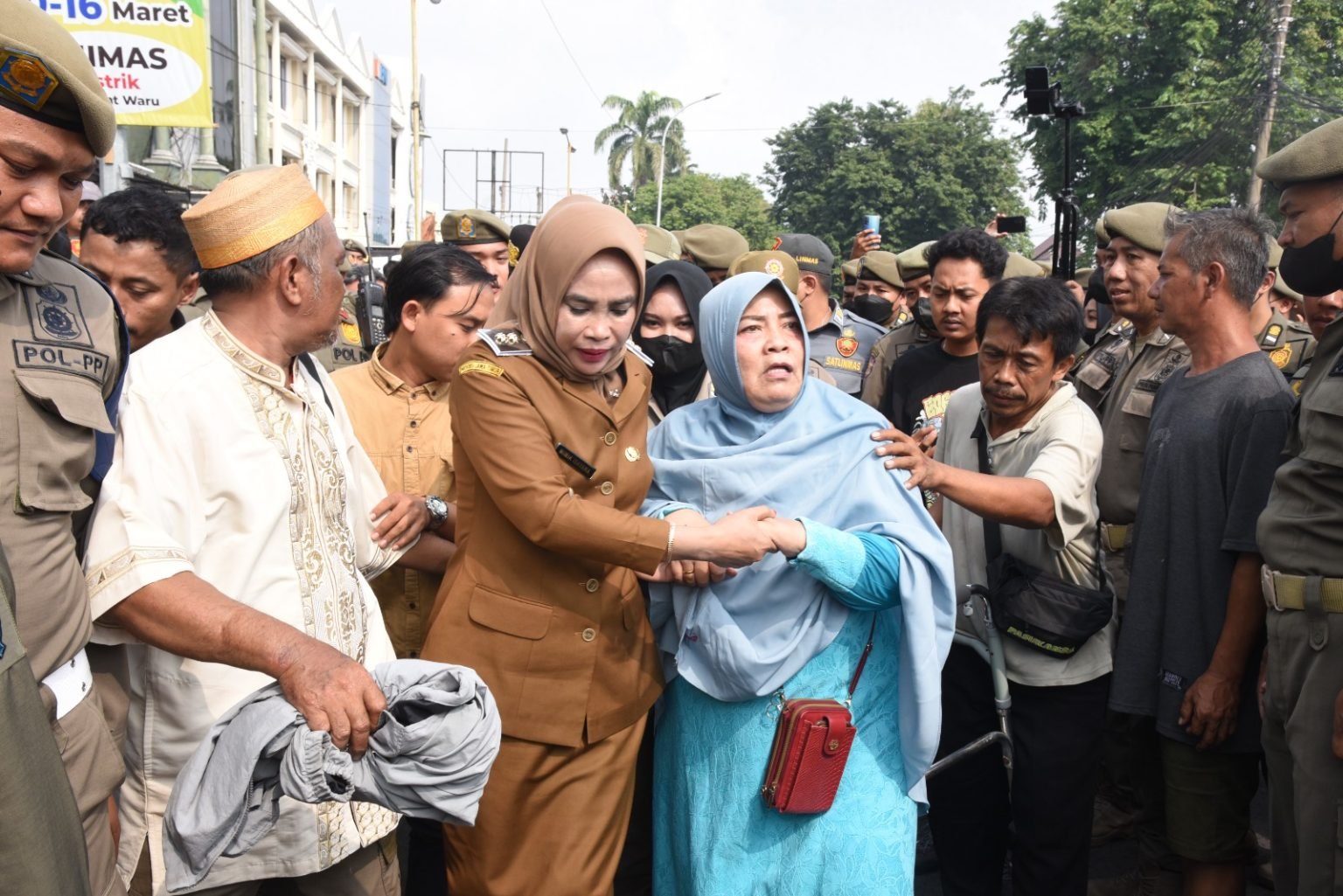 Wabup Sidoarjo Ajak Dialog PKL Pepelegi, Normalisasi Afvoer Bono Berjalan Damai dan Humanis