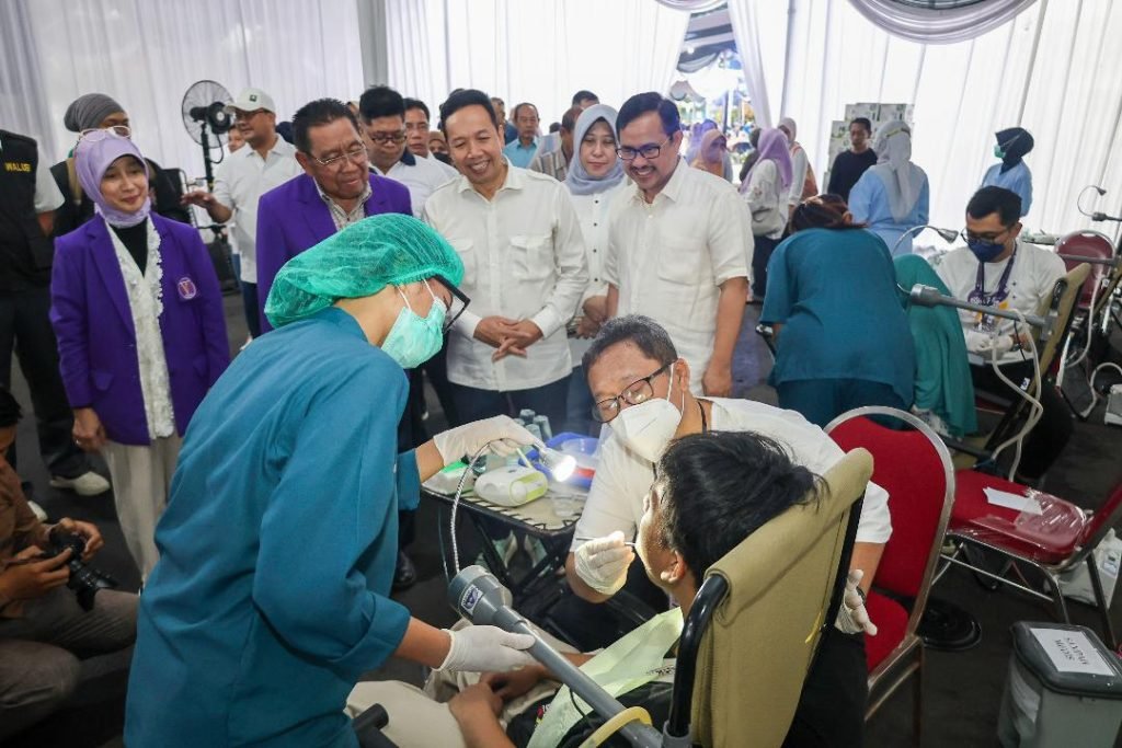 Pemkot Surabaya Gelar Baksos Terintegrasi dan Donor Darah