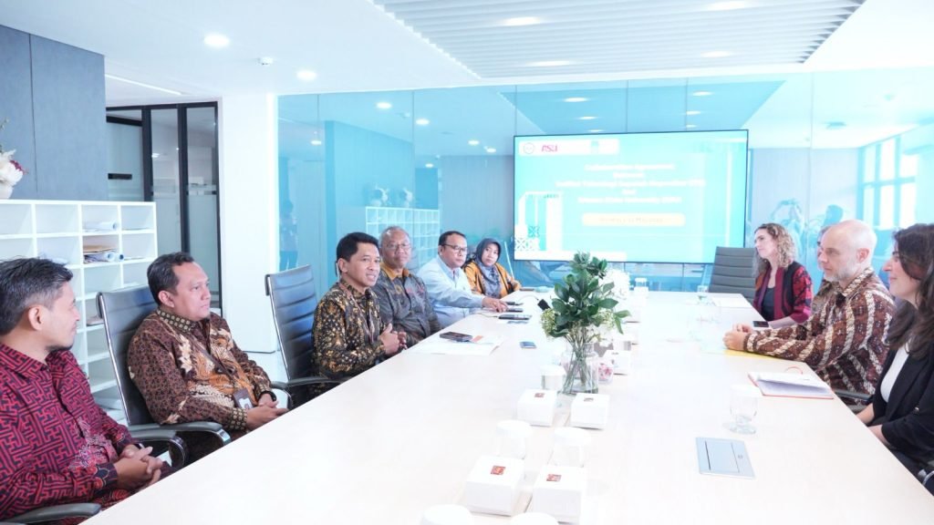 ITS Gandeng Universitas dari AS Kolaborasi Bidang Semikonduktor