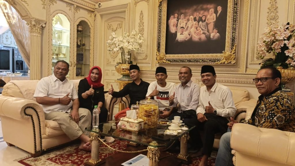 Beredar Isu Hoaks Wabup Sidoarjo Sakit Keras, H. Rahmat Muhajirin Tegaskan Mimik Idayana Sehat Walafiat