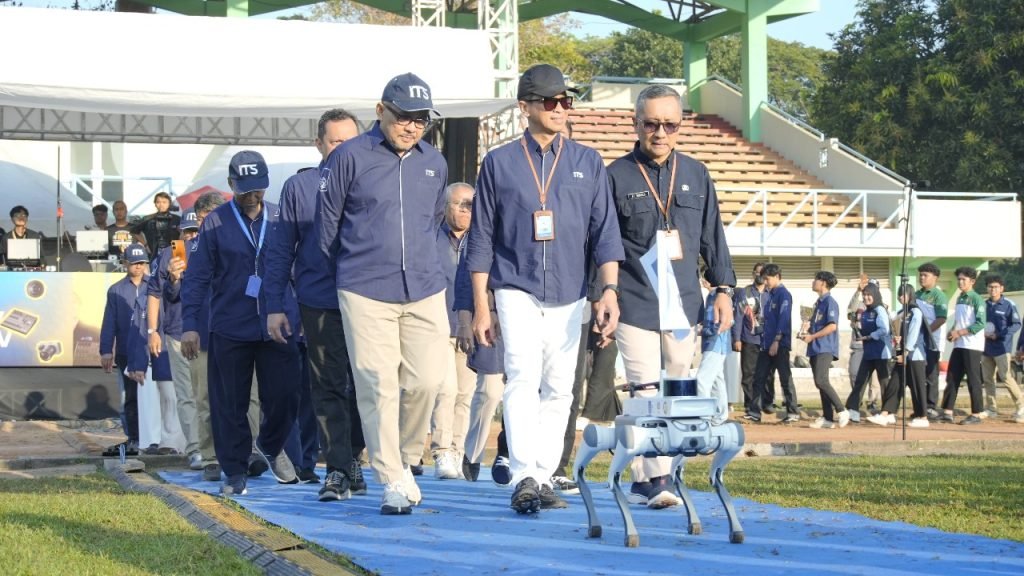 ITS Kukuhkan 6.993 Mahasiswa Baru