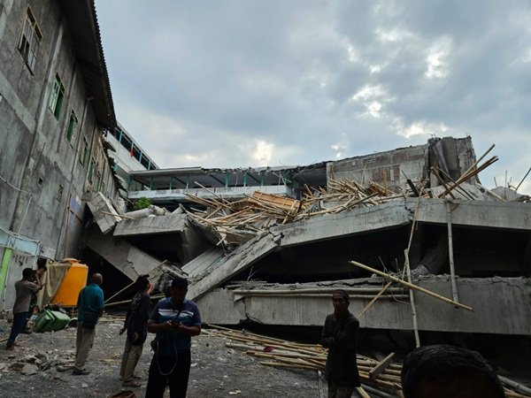 Bangunan Pesantren di Sidoarjo Ambruk, Santri Diduga Tertimpa Reruntuhan
