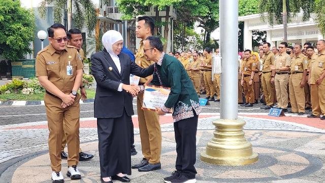 Gubernur Jatim Ingatkan ASN Hati-Hati Berucap dan Bertindak