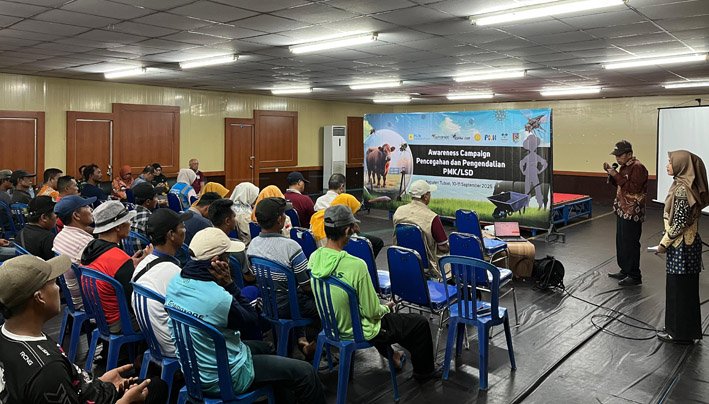 Kolaborasi dengan Gapuspindo, PLN Nusantara Power UP Tanjung Awar-Awar Sosialisasikan Biosecurity Hewan Ternak