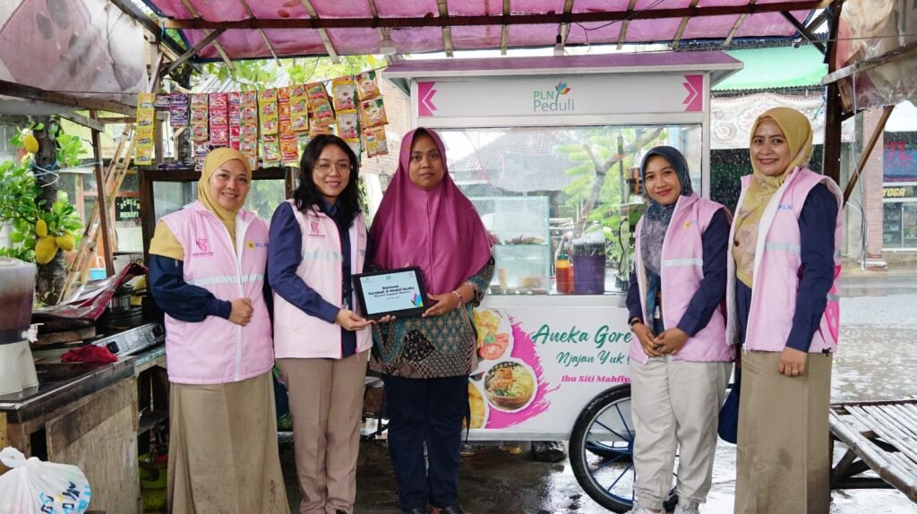 Melalui Program Women Support Women, PLN Dukung Peningkatan Ekonomi Perempuan di Jawa Timur