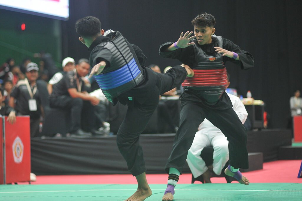 Jatim Loloskan 4 Pesilat Babak Penyisihan