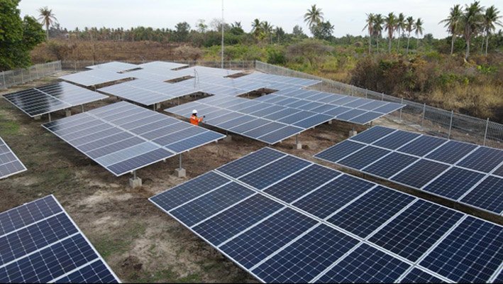 Demi Cahaya untuk Semua, PLN Jatim Dorong Elektrifikasi Berbasis Energi Terbarukan