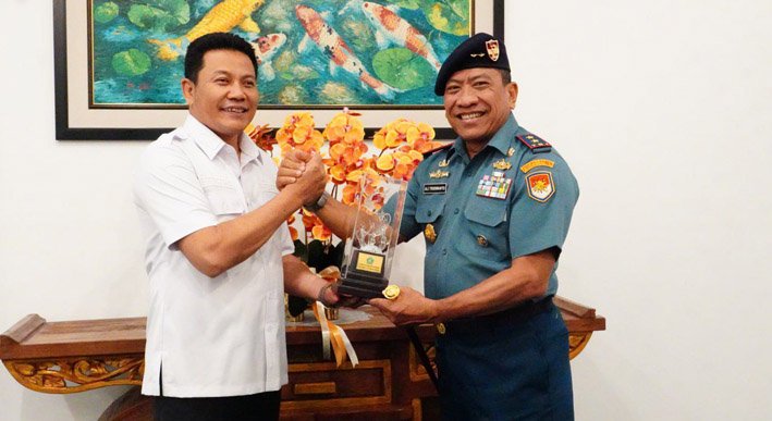 Bupati Sidoarjo Subandi Terima Kunjungan Dankodaeral V TNI AL, Perkuat Sinergi Pembangunan dan Keamanan Maritim