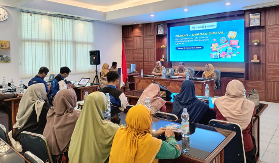 Kominfo Jatim Latih 80 Pelaku UMKM Tuban Manfaatkan AI untuk Promosi Digital