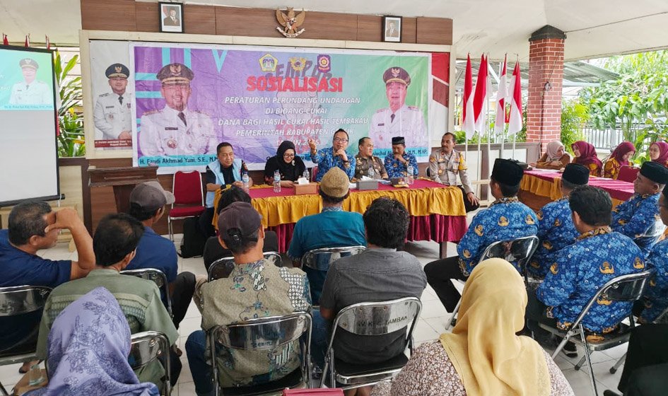 Gempur Rokok Ilegal: Satpol PP Gresik Sosialisasi Cukai bagi Kades dan Pemilik Toko di Bawean