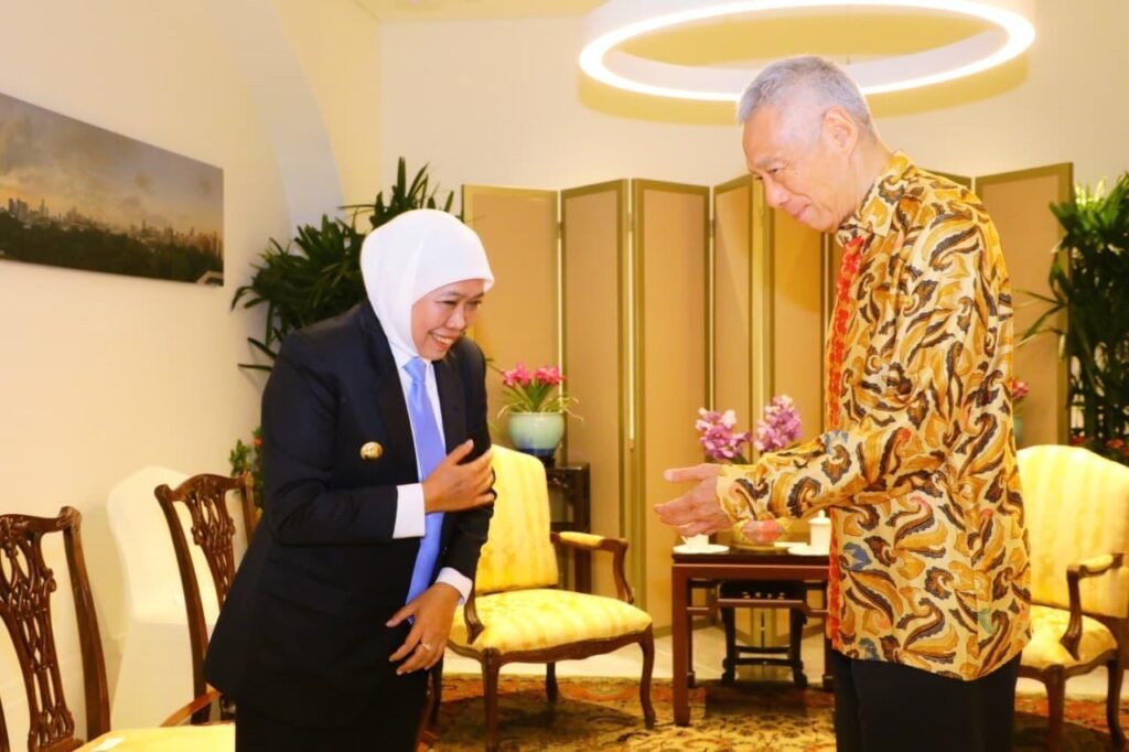 Bangun Kerja Sama, Khofifah Bertemu Lee Hsien Loong