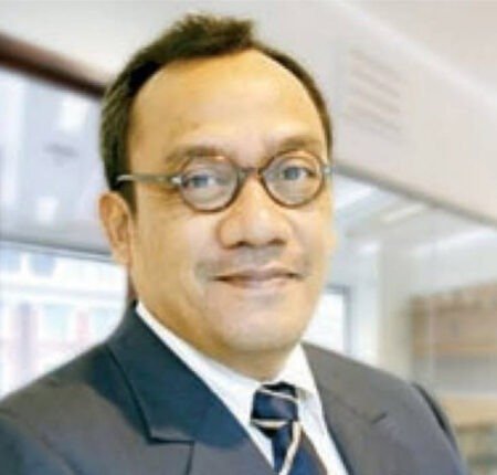 Lari Dari Pertempuran