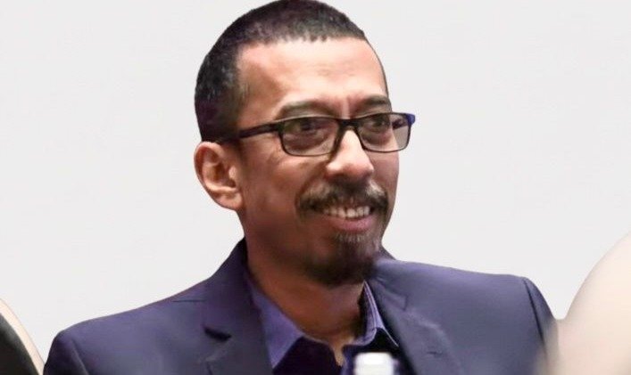 Paradoks Kebijakan Pembatasan Kadar Nikotin: Tangan Kanan Membangun, Tangan Kiri Meruntuhkan