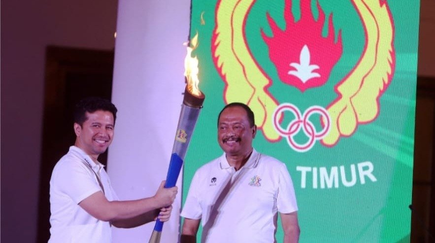 Gubernur Jawa Timur yang Terpasung: Sebuah Refleksi Filosofis tentang Kekuasaan, Ketakutan, dan Pengkhianatan terhadap Atlet