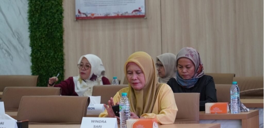 Perkuat Daya Saing UMKM, Telkom University Surabaya Gelar Pelatihan Brand Communication