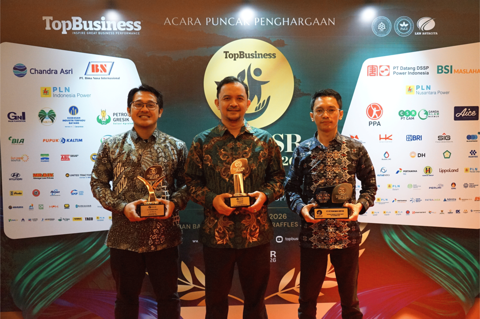 Petrokimia Gresik Borong Penghargaan CSR Nasional, Daconi Khotob Raih Top Leader 2026