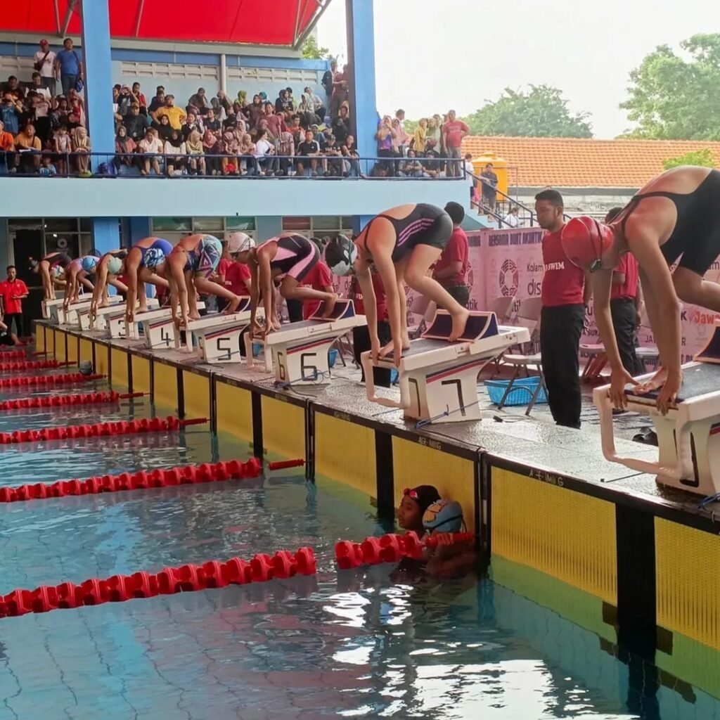 Pelatih Renang Jatim Soroti Lambannya Renovasi Kolam Kertajaya, Persiapan PON 2028 Dinilai Terganggu