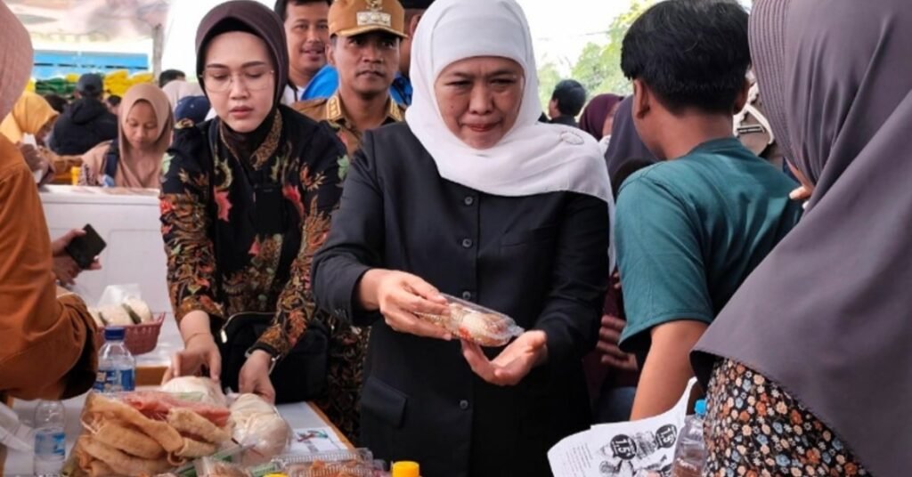 Khofifah Borong Produk UMKM Bangkalan, Disiapkan Masuk Kurasi Misi Dagang