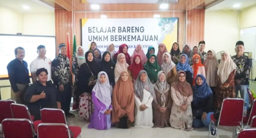 PCM Gresik Dorong UMKM Naik Kelas Lewat Pelatihan Legalitas dan Jejaring Bisnis