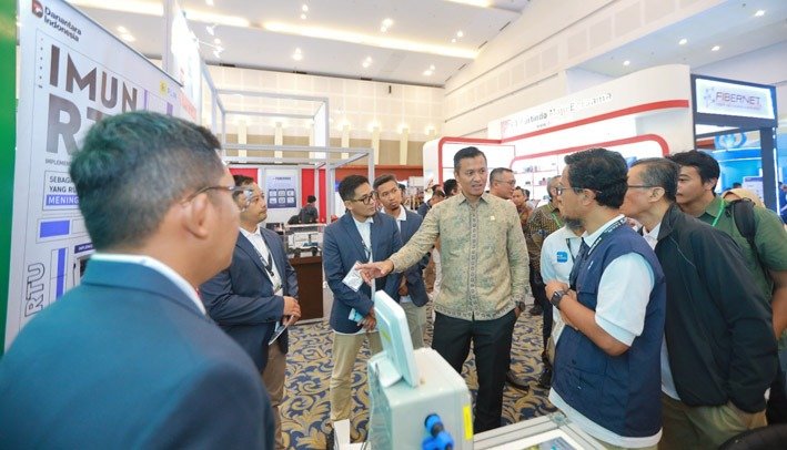 ASTROLT dan IMUN RTU Jadi Andalan PLN UID Jawa Timur di Surabaya Electric Forum 2026