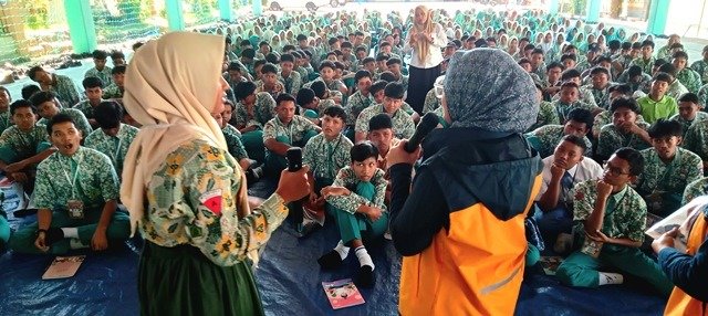 Dua SMAN di Sidoarjo Jadi Sasaran Sosialisasi Pencegahan HIV/ AIDS
