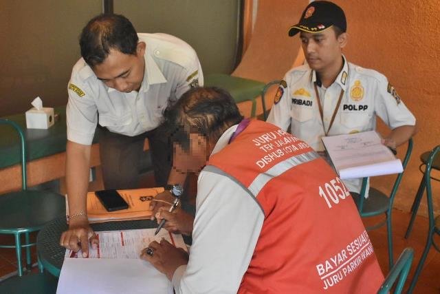63 Titik Parkir Liar dan Non-Digital Ditertibkan