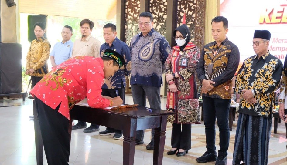 Dialog Kebangsaan di Sidoarjo, Fenny Apridawati: Jangan Mudah Percaya Berita Bohong
