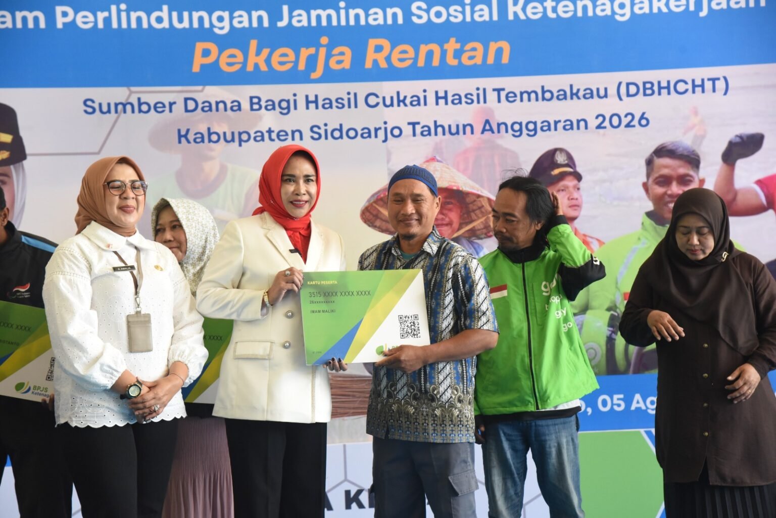 Wabup Mimik Luncurkan Jaminan Sosial untuk Pekerja Rentan