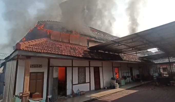 Lapas Kelas II B Ngawi Terbakar Hebat, 302 Warga Binaan Aman