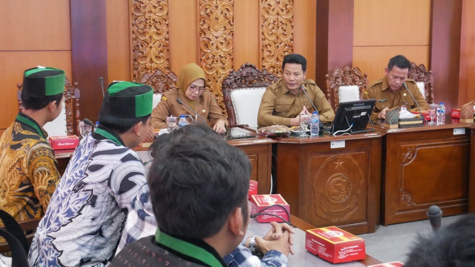 HMI Sidoarjo Temui Bupati Subandi, Minta Fasilitas Pelantikan di Pendopo
