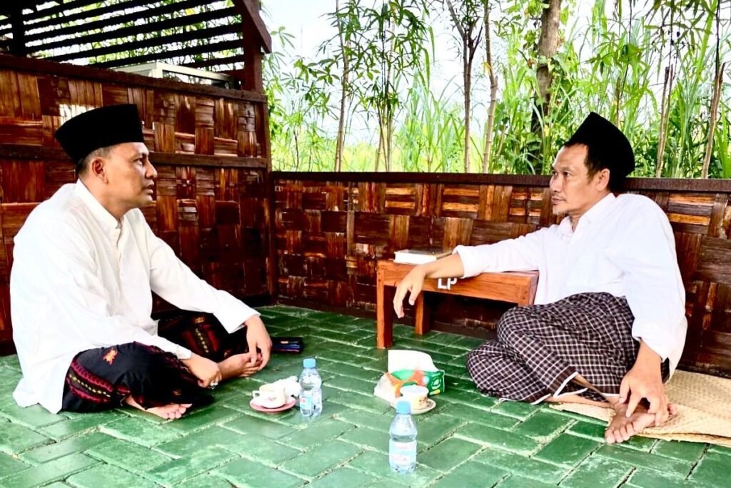 “Hla Wong Dia Putune”: Membaca Bashirah Gus Baha tentang Rahasia Nasab dan Jalan Sunyi Gus Gudfan