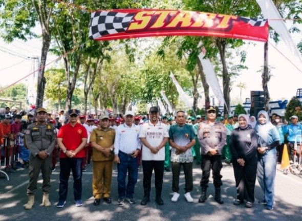 Peringati HUT ke-81 RI, Disporabudpar Wadahi dan Apresiasi Ratusan Regu Pelajar Kota hingga Desa, Lewat Gerak Jalan