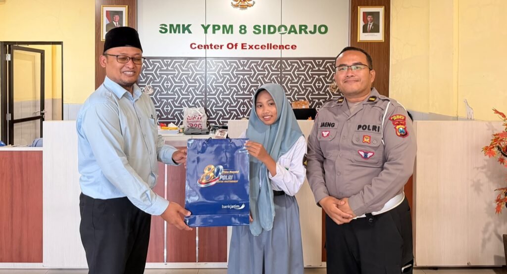 Polresta Sidoarjo Edukasi AI kepada Siswa SMK YPM 8, Tekankan Bijak dan Kritis di Ruang Digital