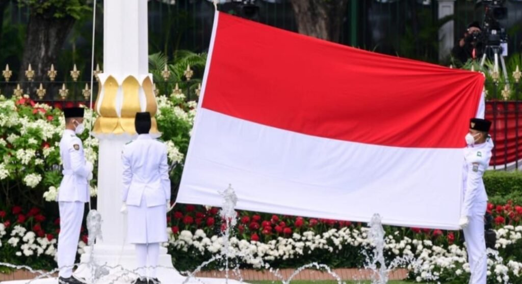 Merdeka di Tiang Bendera
