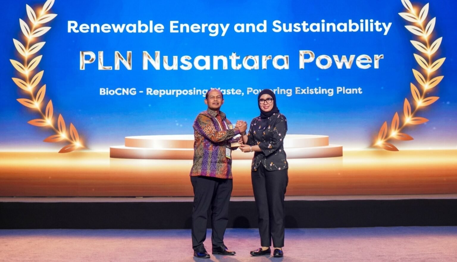 PLN Nusantara Power Olah Limbah Sawit Jadi Energi, Raih Power & Energy Awards 2026