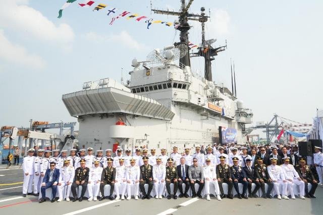 Pangkoarmada II Hadiri Peresmian Kapal Induk Pertama Indonesia