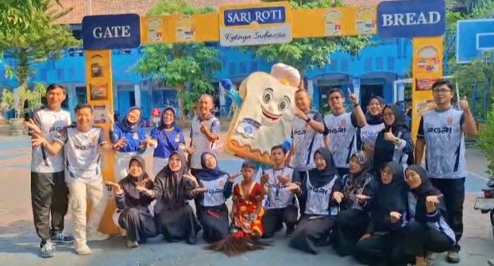 SARI ROTI Gelar Go To School, Ajak Siswa SDN 1 Mangkujayan Ikuti Lomba Edukatif